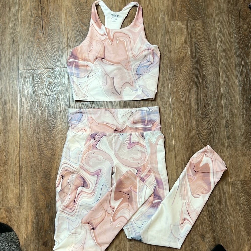 Old navy active leggings and sports bra/top